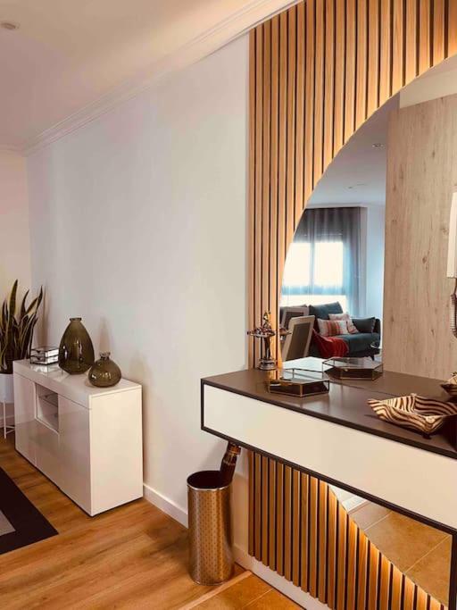 Apartamento Centrico Y De Diseno Con Parking Vigo Bagian luar foto